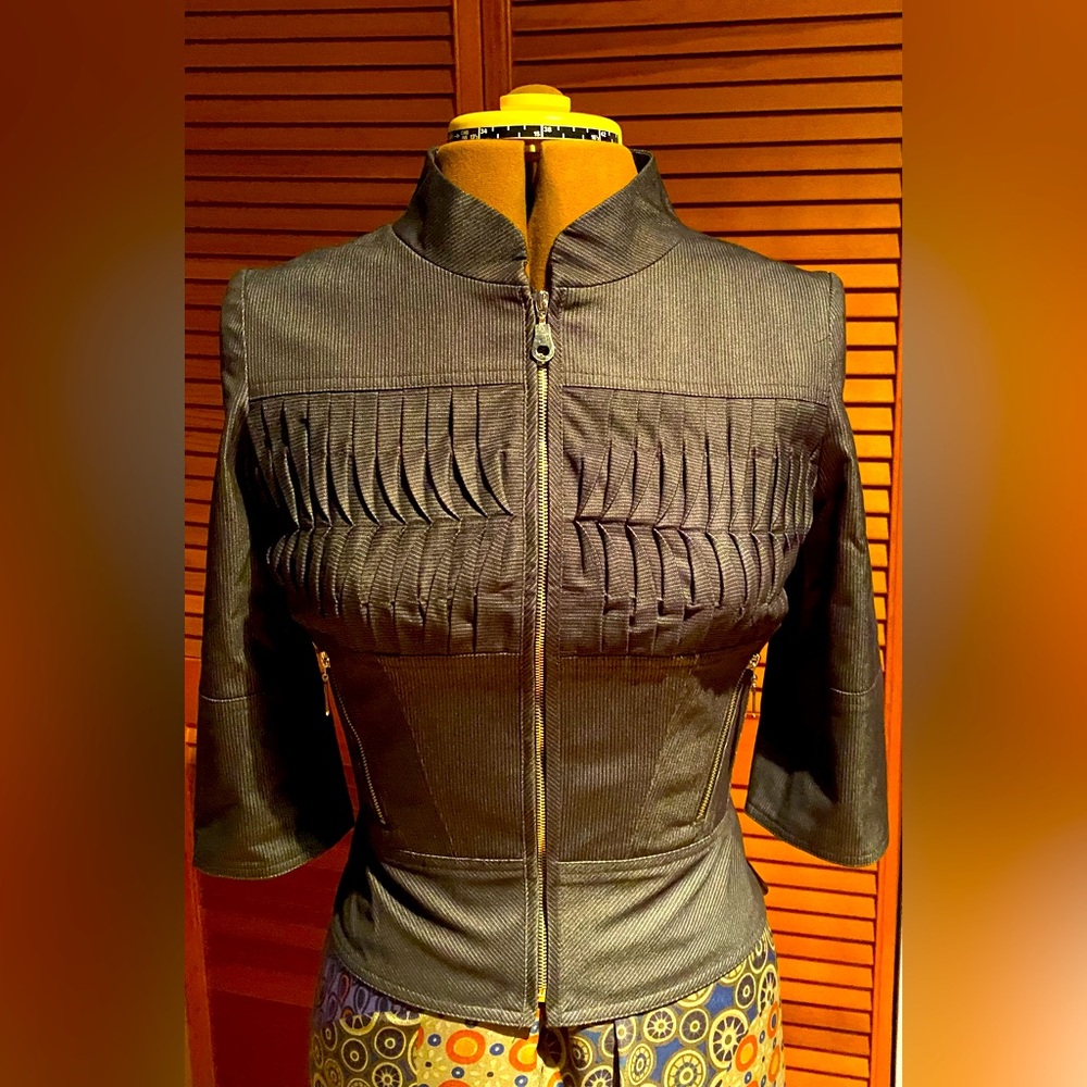Cynthia Steffe  fitted bolero. Size S